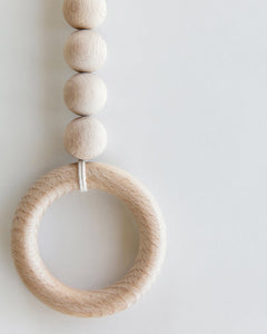 Roe Macrame Rainbow Teether/Toy, Oatmeal