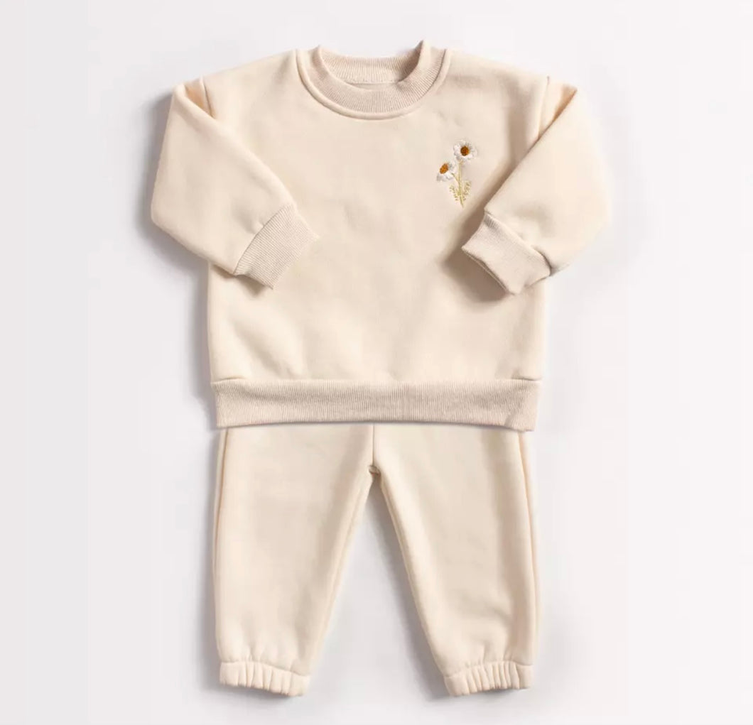 Ellie Daisy Sweat Set
