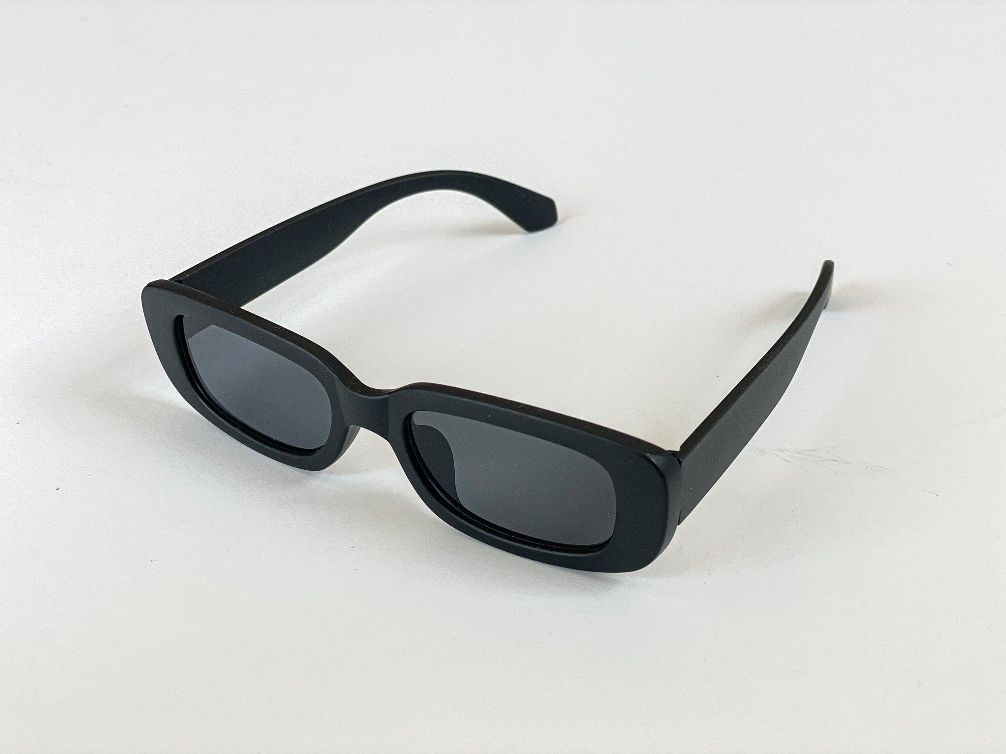 Rectangular Retro Sunglasses - Black